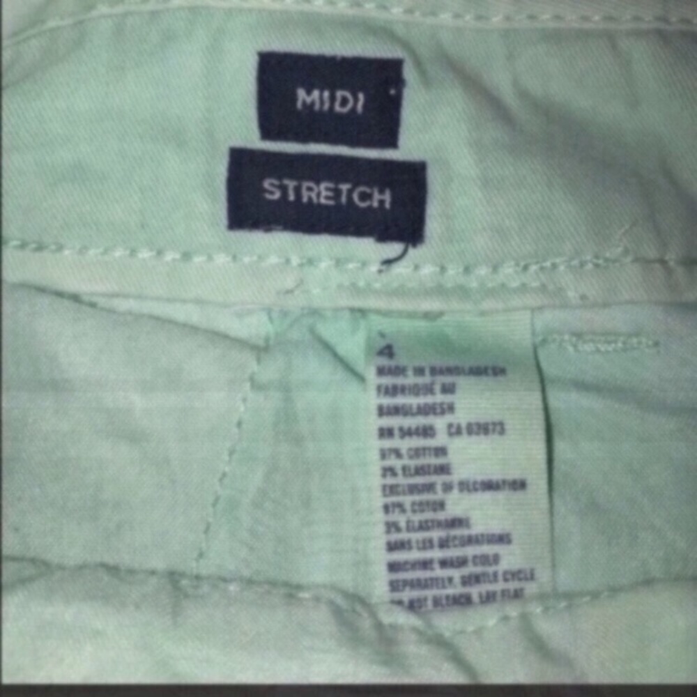 American Eagle Mint Midi 5” Inseam Shorts - Picture 6 of 6